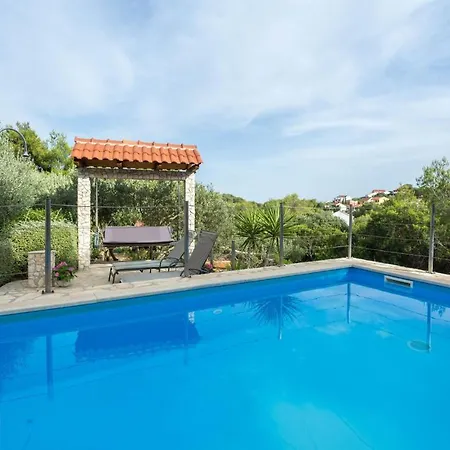 Holiday home Gorgeous In Rukavac With Wifi *